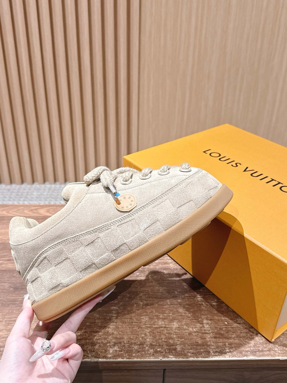 Cream Leather Embossed Low-Top - Women's