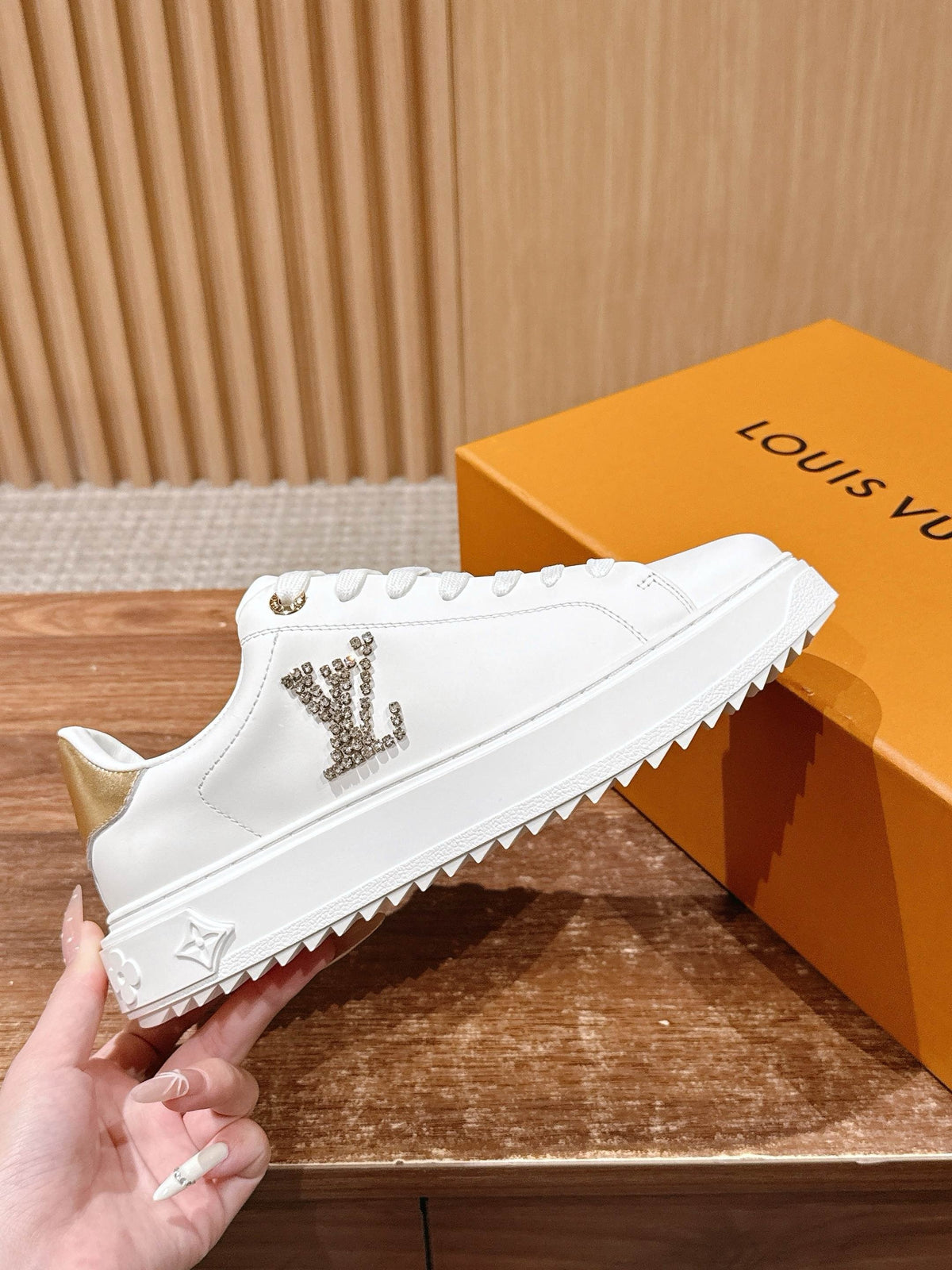 White Leather Monogram Toe Low-Top - Women's