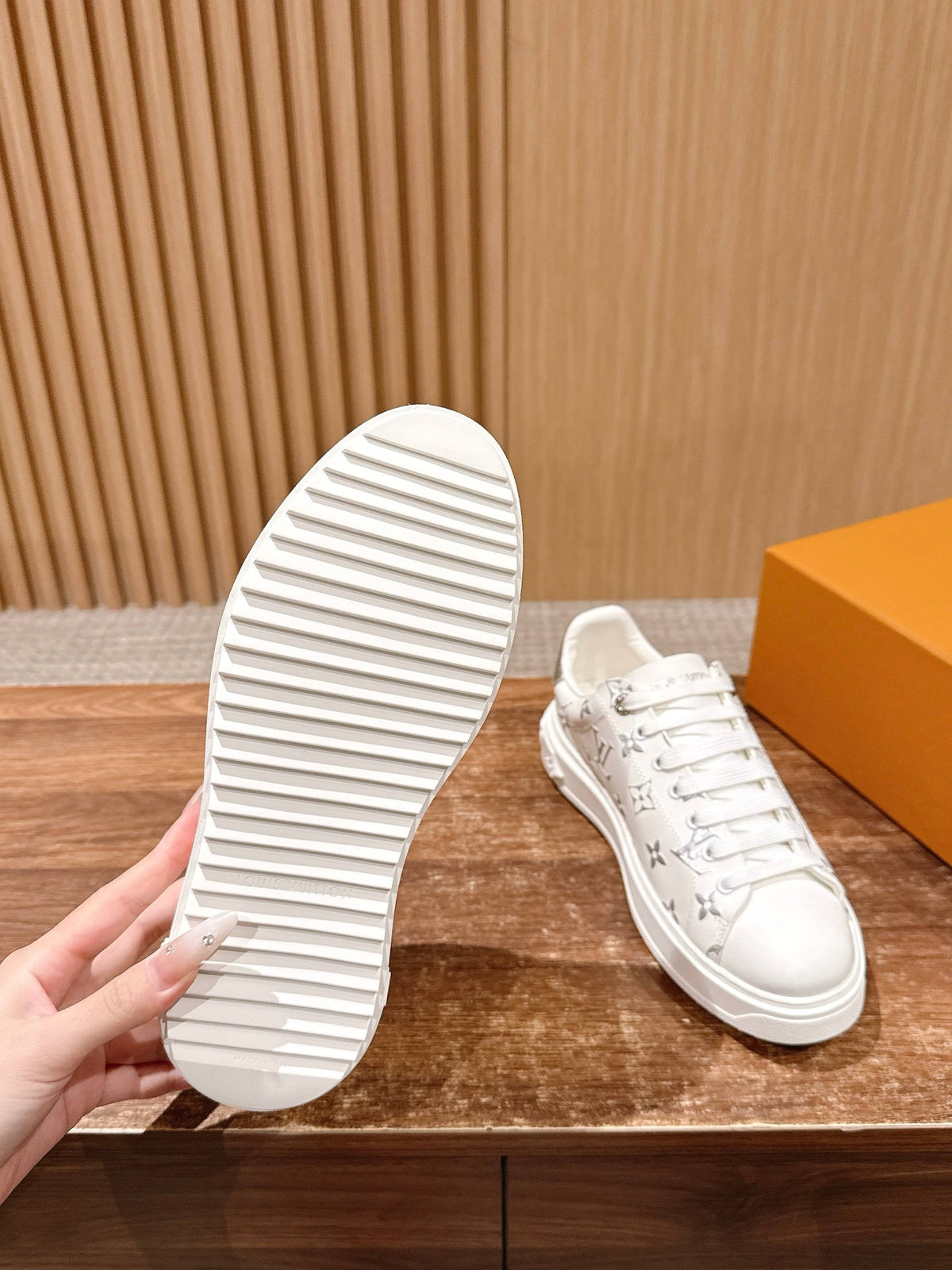 Black Leather Plain Low-Top - Women's