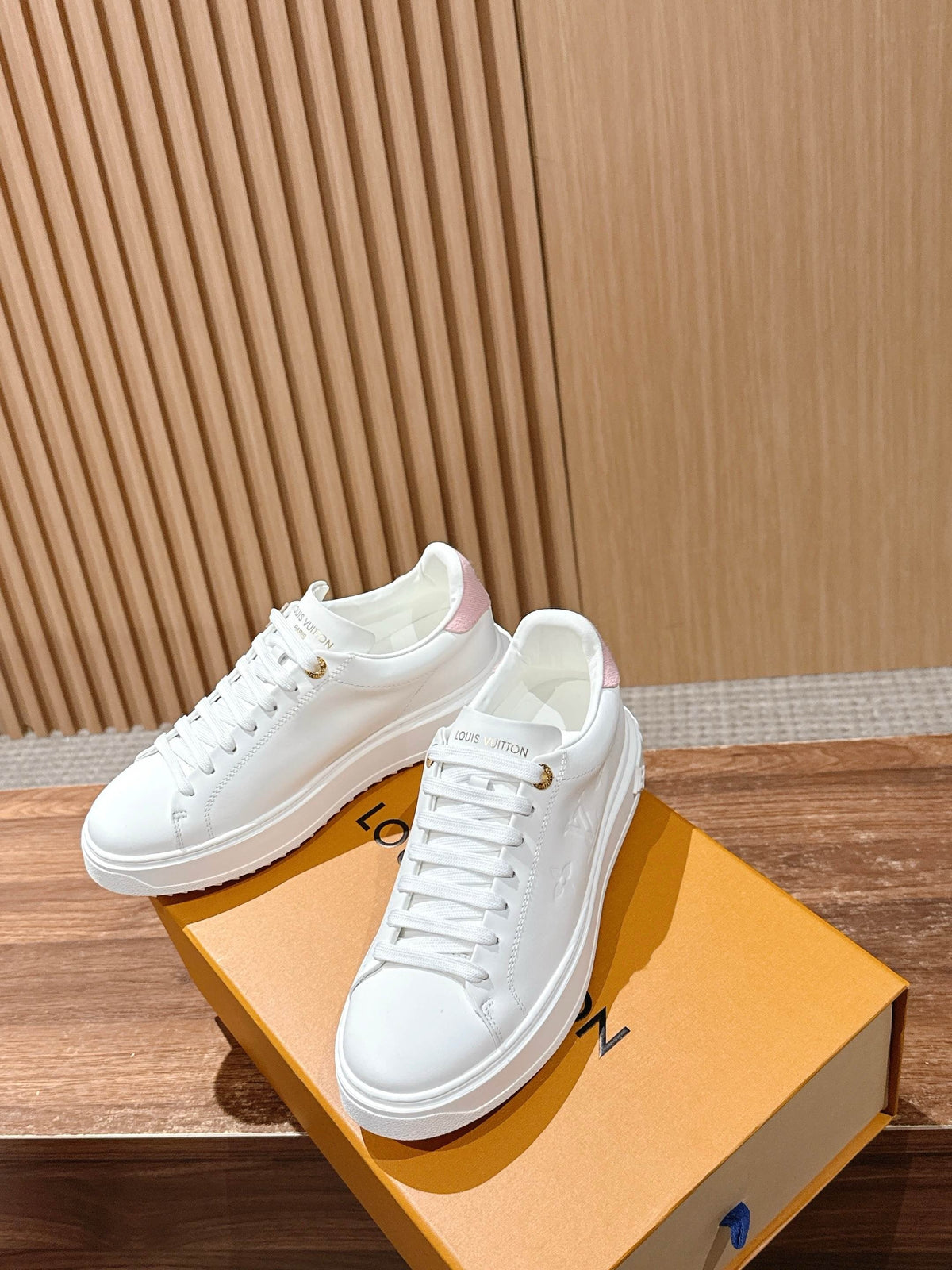 White Leather Embellished Low-Top - Women's