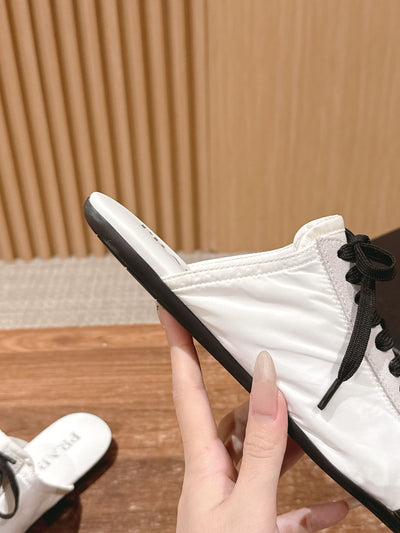 Pink Leather Metal Toe Low-Top - Women's