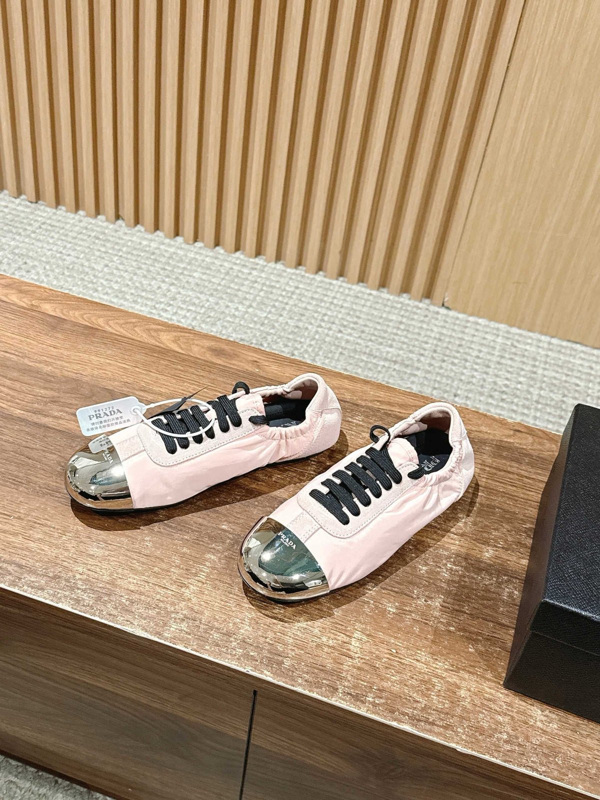 Pink Leather Graphic Low-Top - Women's