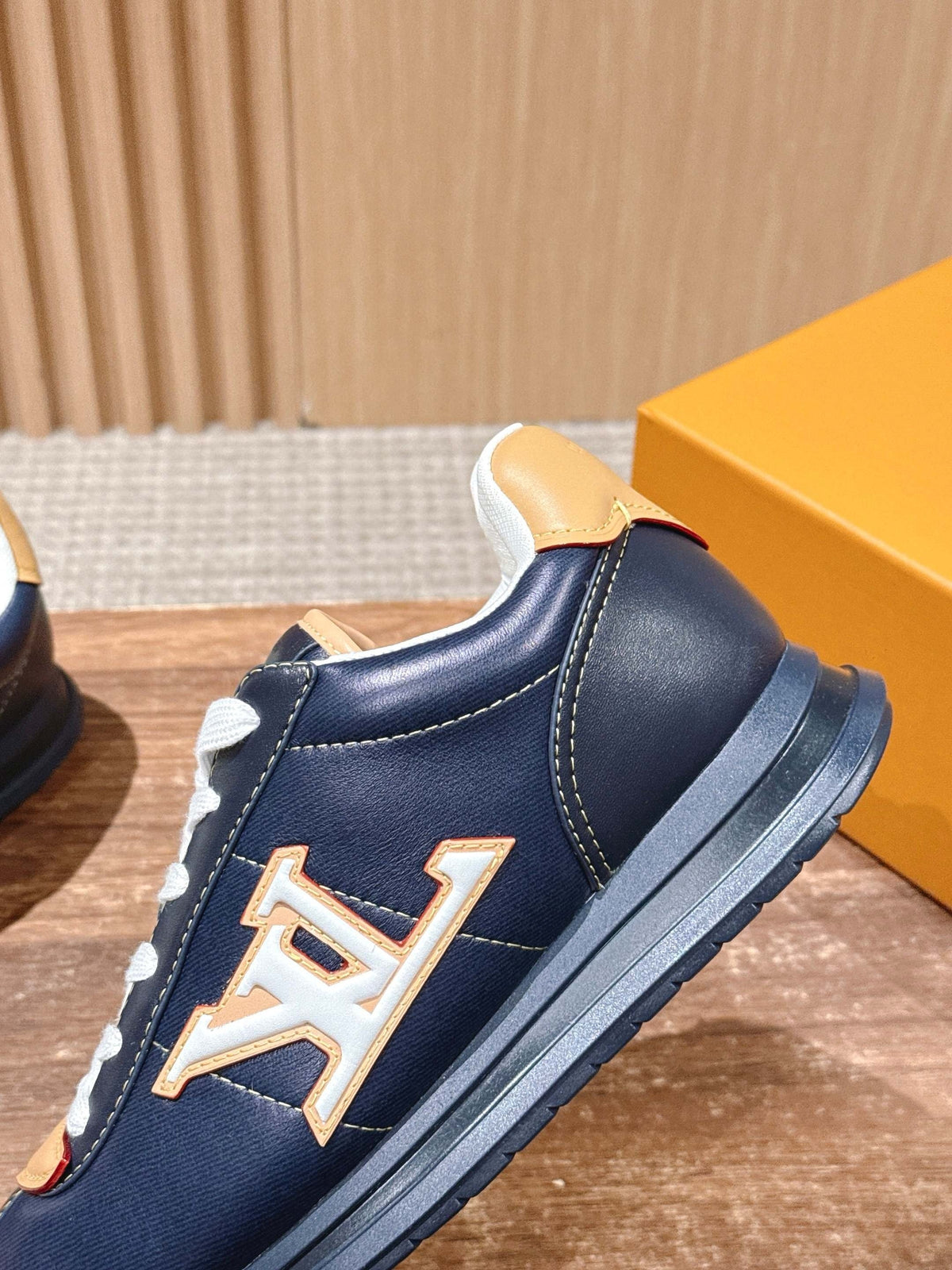 Trainer Navy