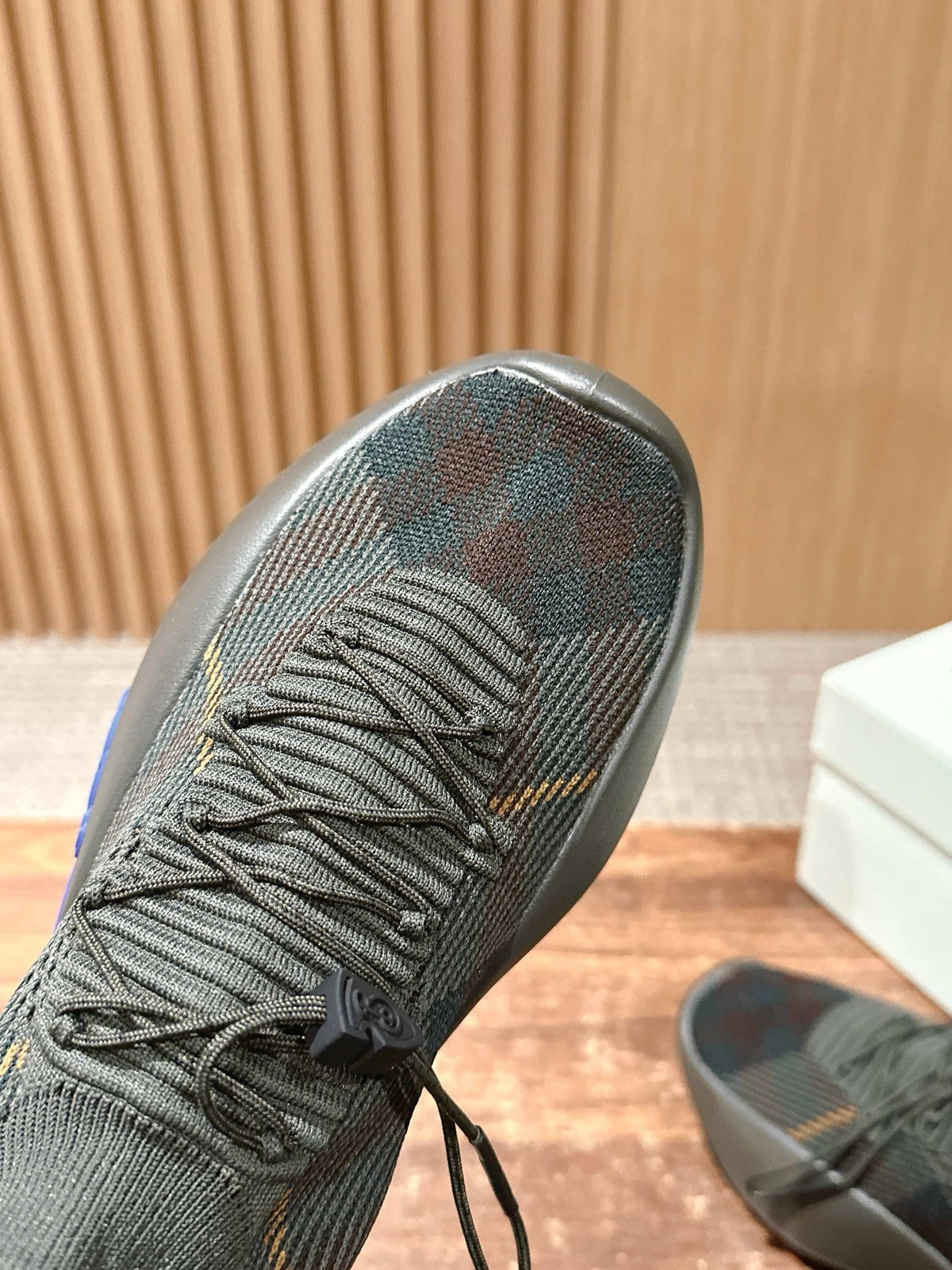 Black Knit Check Sock Runner - Men's