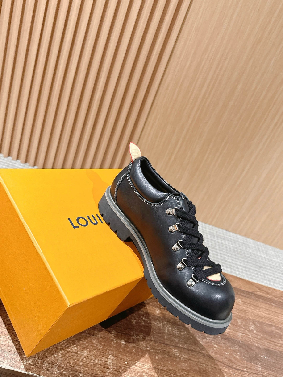 Trainer Black Leather