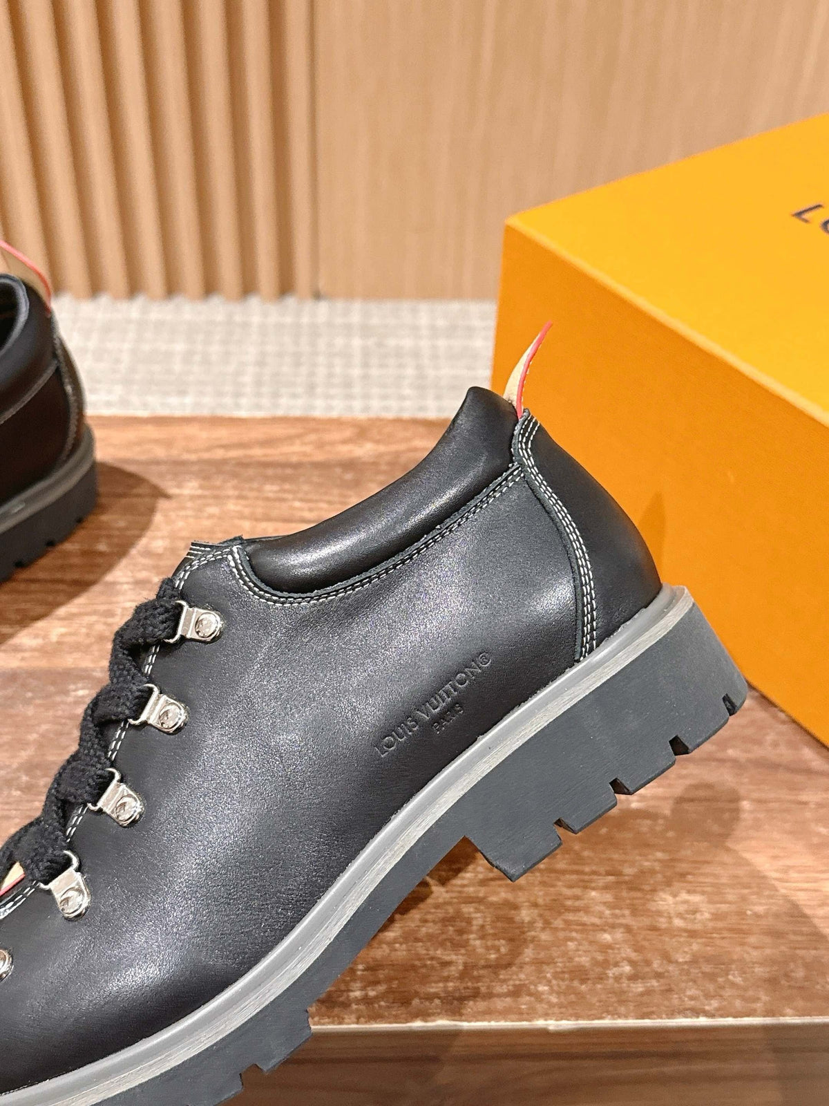 Trainer Black Leather