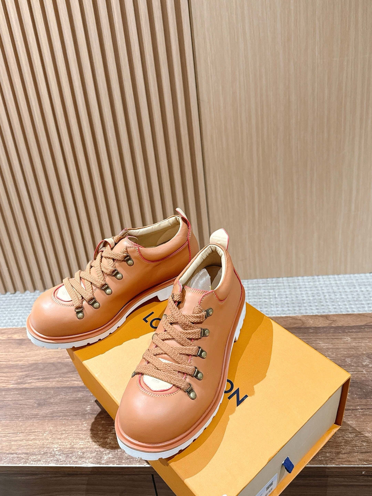 Trainer Black Leather