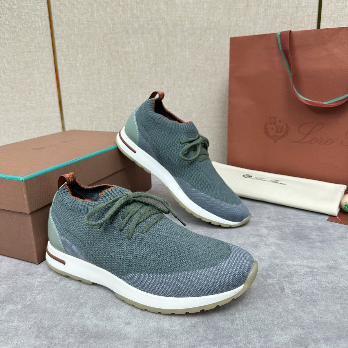 Grey Knit Panelled Sock Runner - Men's