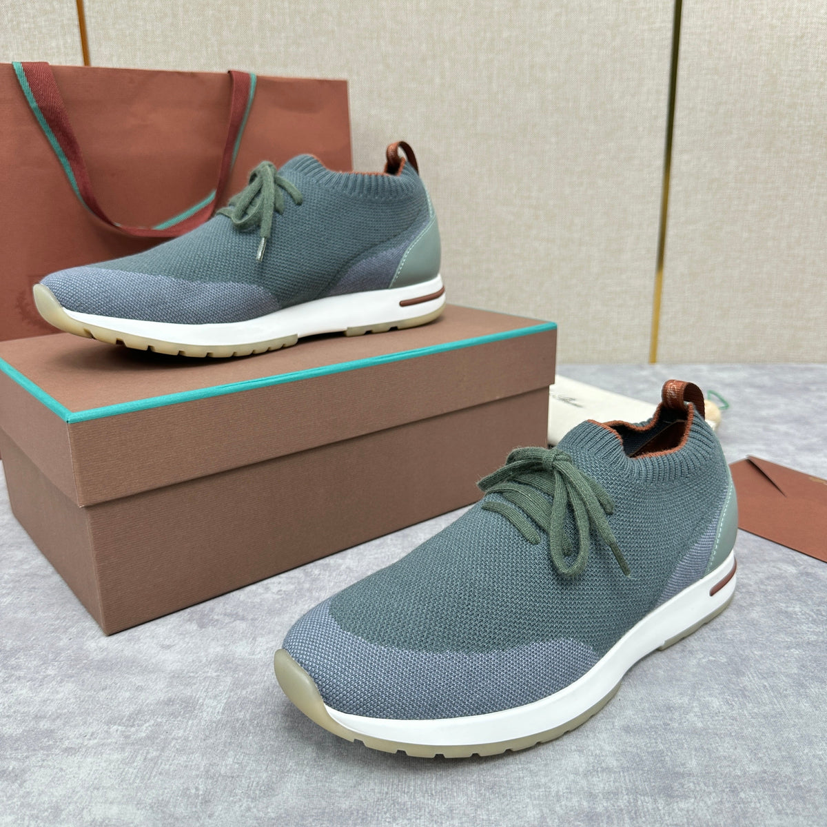 Grey Knit Panelled Sock Runner - Men's