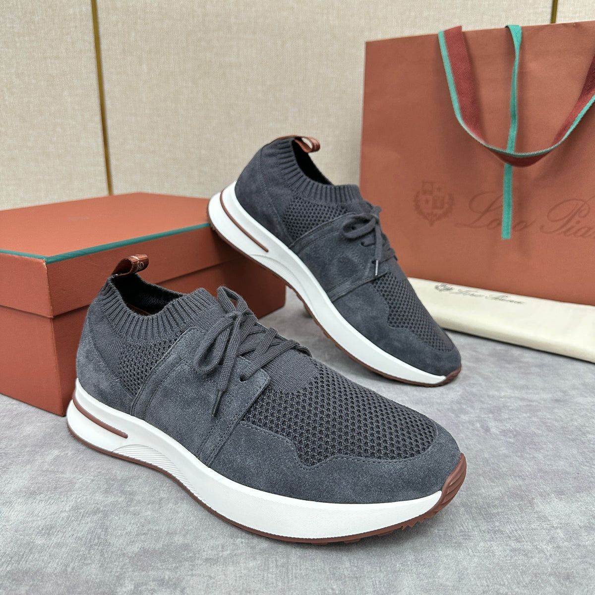 Grey Knit Tonal Runner - Men's