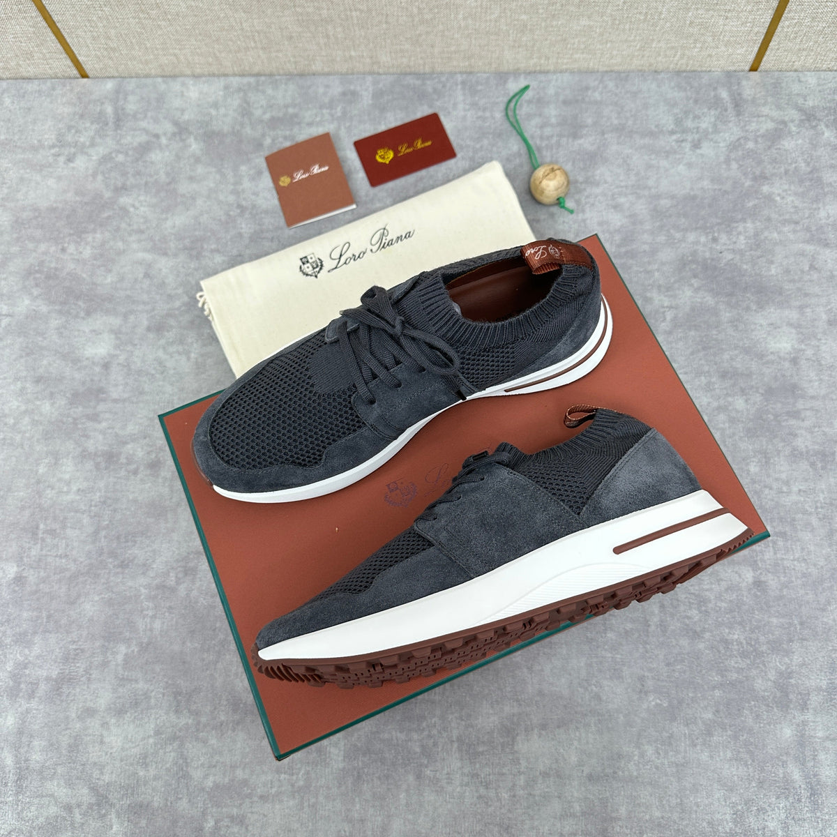 Grey Knit Tonal Runner - Men's