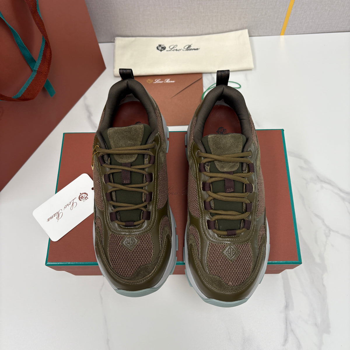 Olive Mesh Panelled Runner - Men's