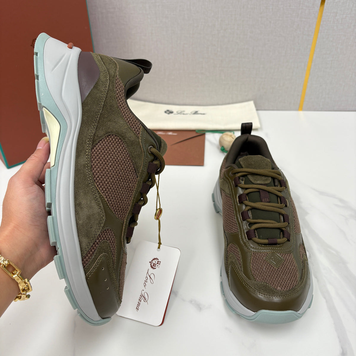 Olive Mesh Panelled Runner - Men's