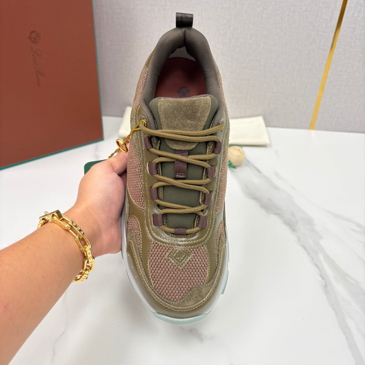 Olive Mesh Panelled Runner - Men's