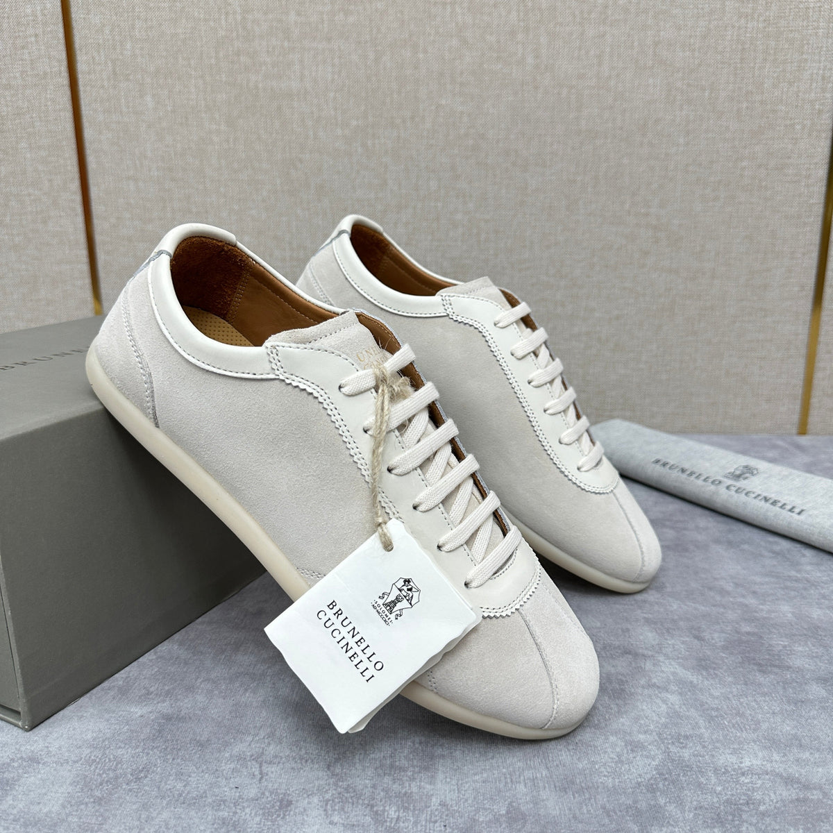 Cream Suede Cupsole Low-Top - Men's