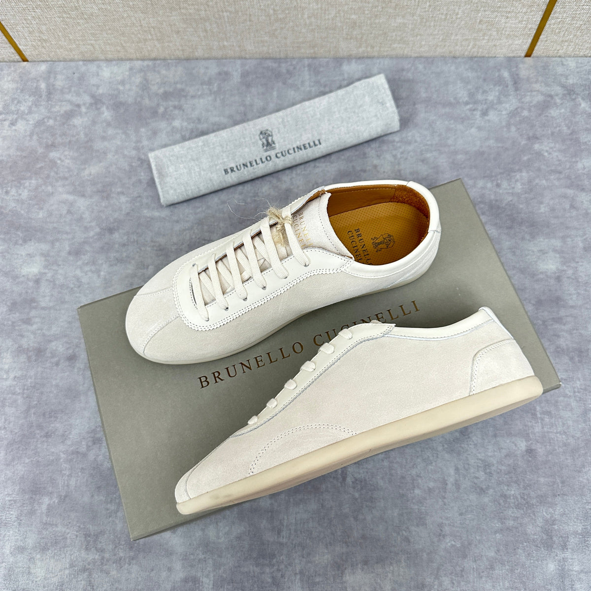 Cream Suede Cupsole Low-Top - Men's