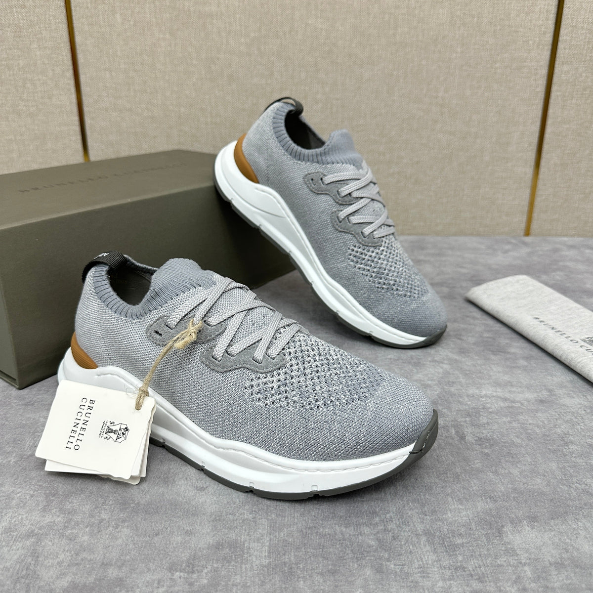 Cream Knit Contrast Sole Runner - Men's