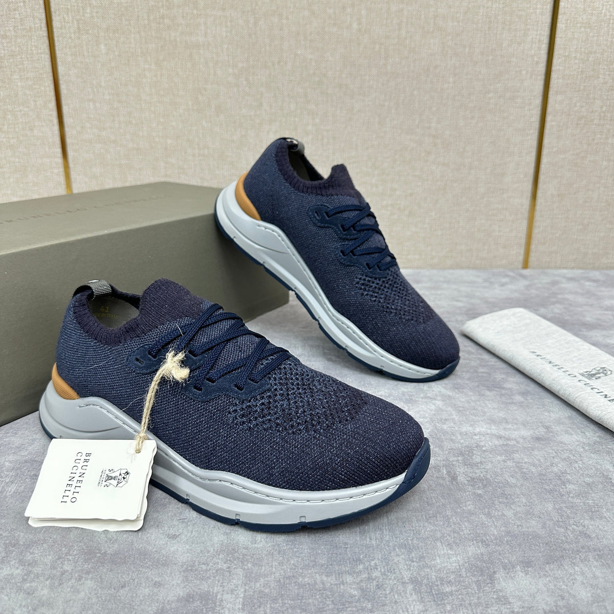 Cream Knit Contrast Sole Runner - Men's