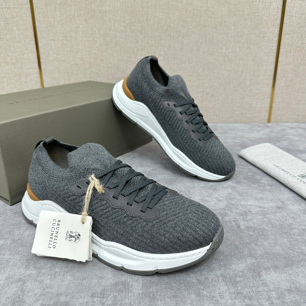 Cream Knit Ribbed Runner - Men's