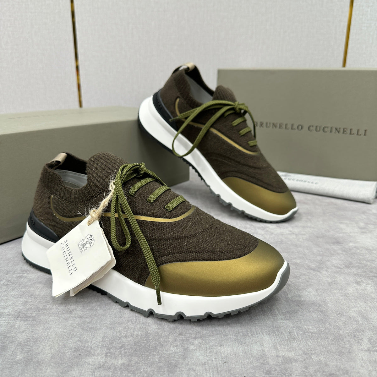 Cream Knit Lug-Sole Runner - Men's