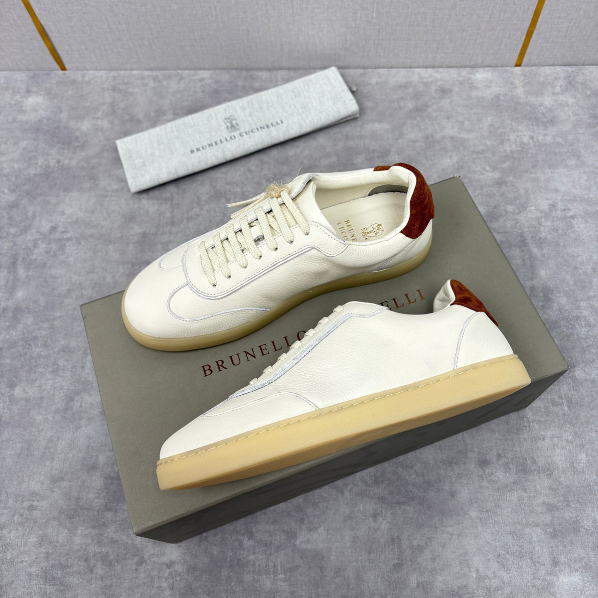 Cream Leather Gum Sole Low-Top - Men's