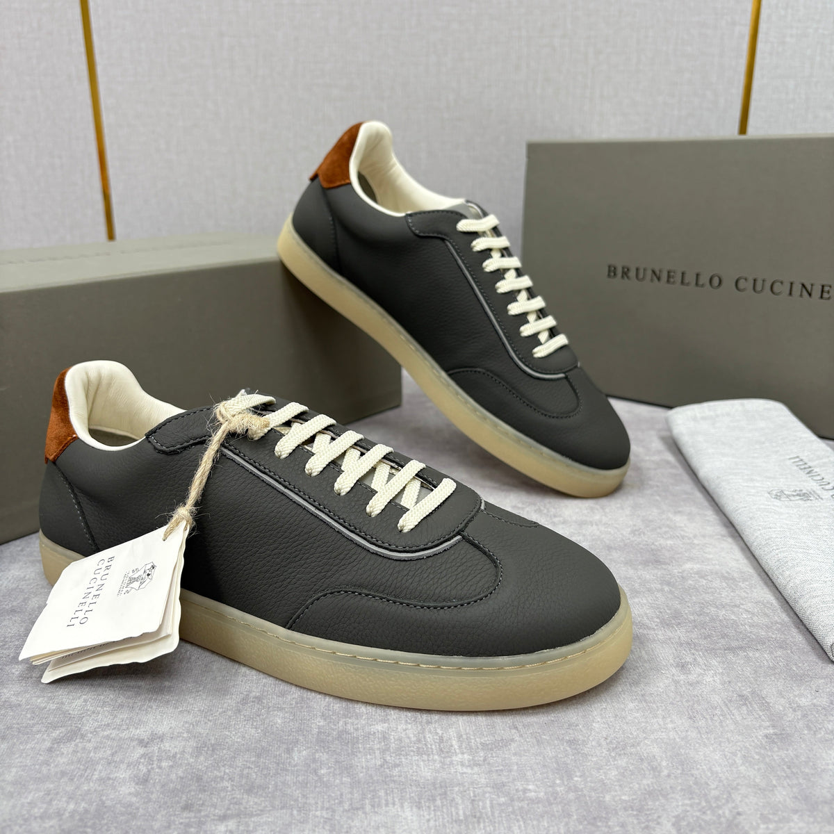 Cream Leather Gum Sole Low-Top - Men's