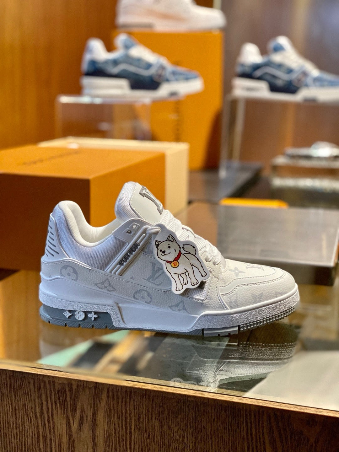 Cream Leather Logo Chunky - Men's