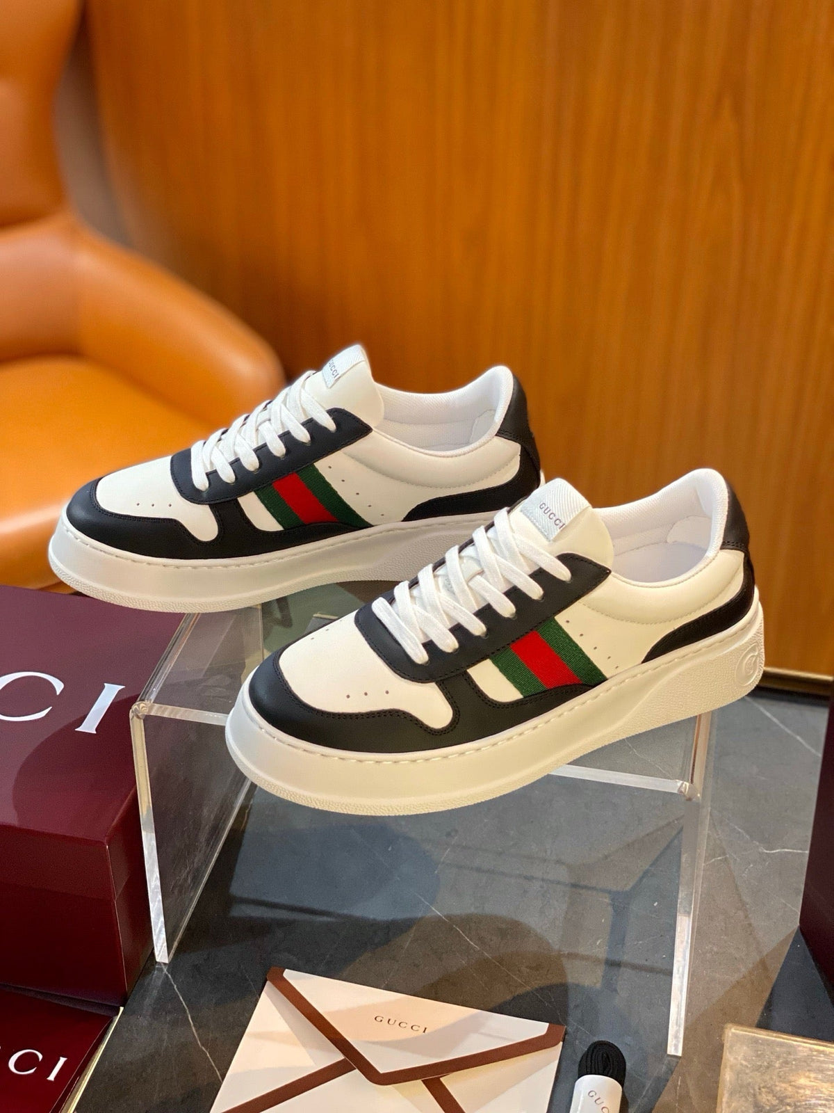 Black Leather Striped Low-Top - Men's