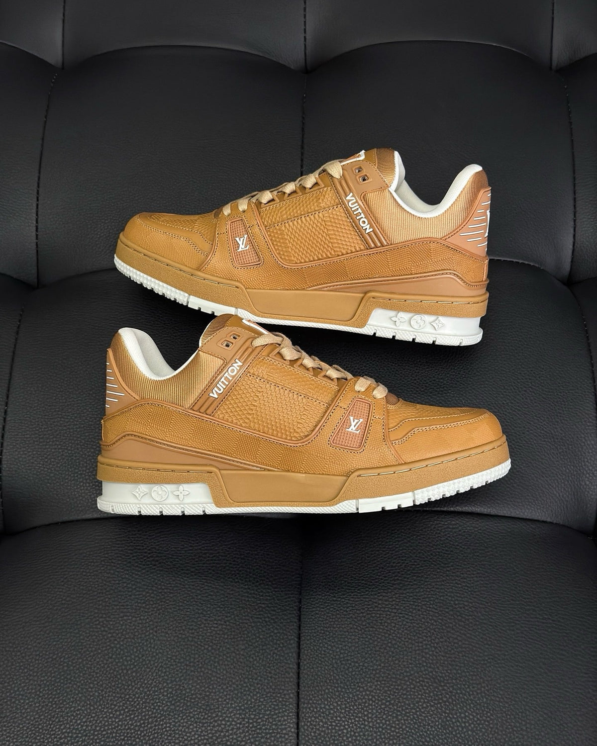 White Leather Logo Chunky - Men's