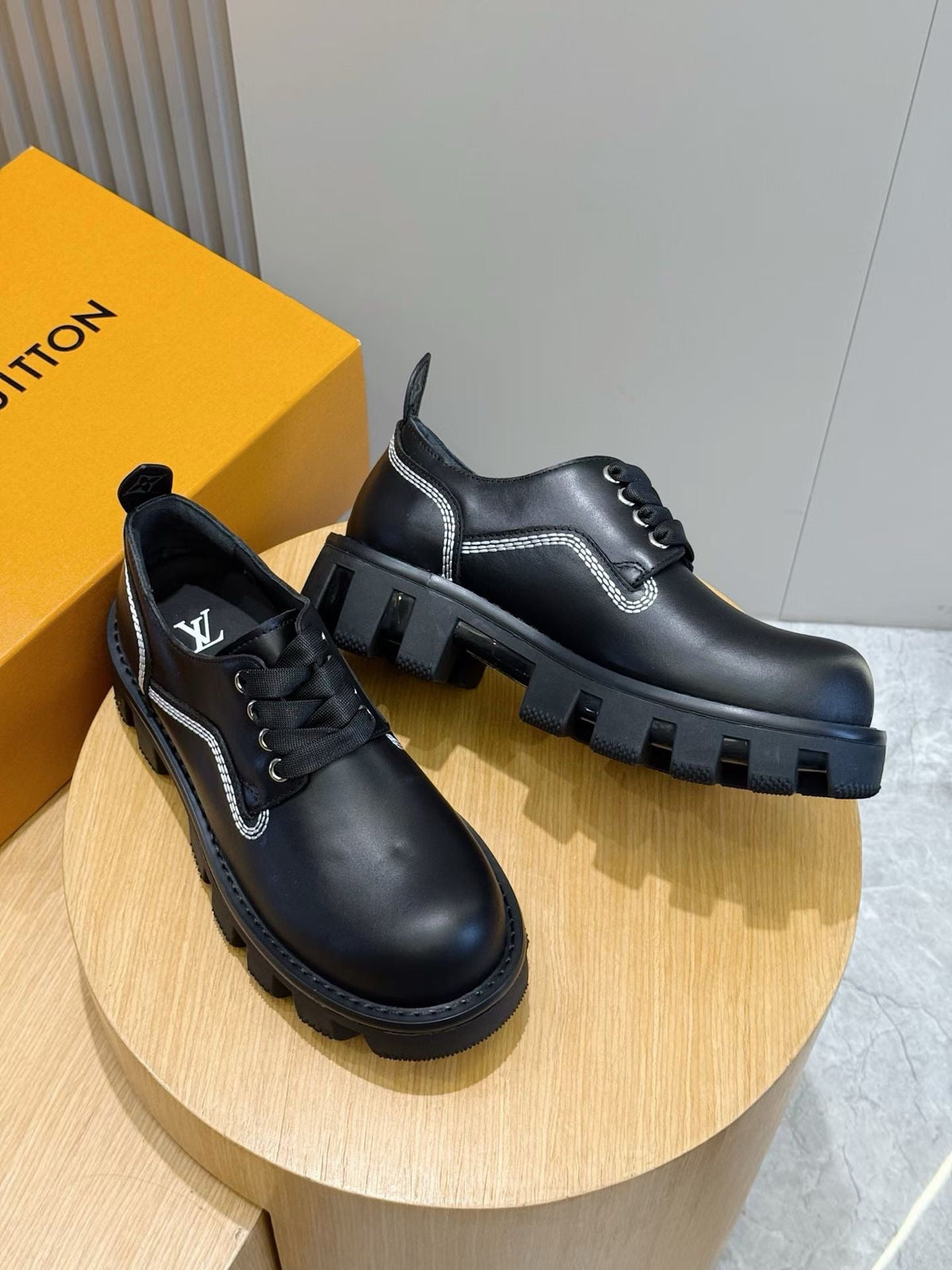 Black Leather Contrast Midsole Chunky - Men's