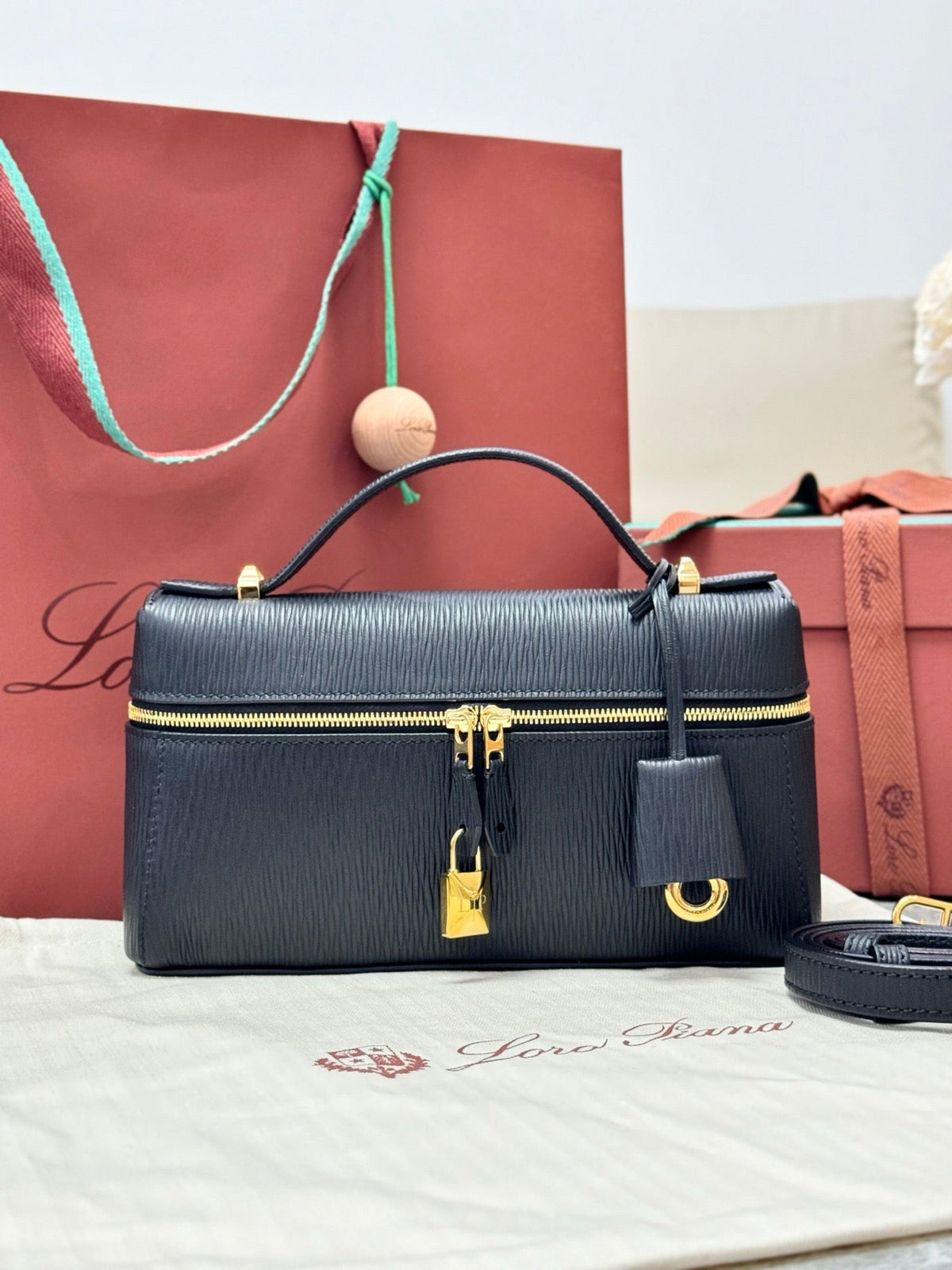 Black and Beige Bag
