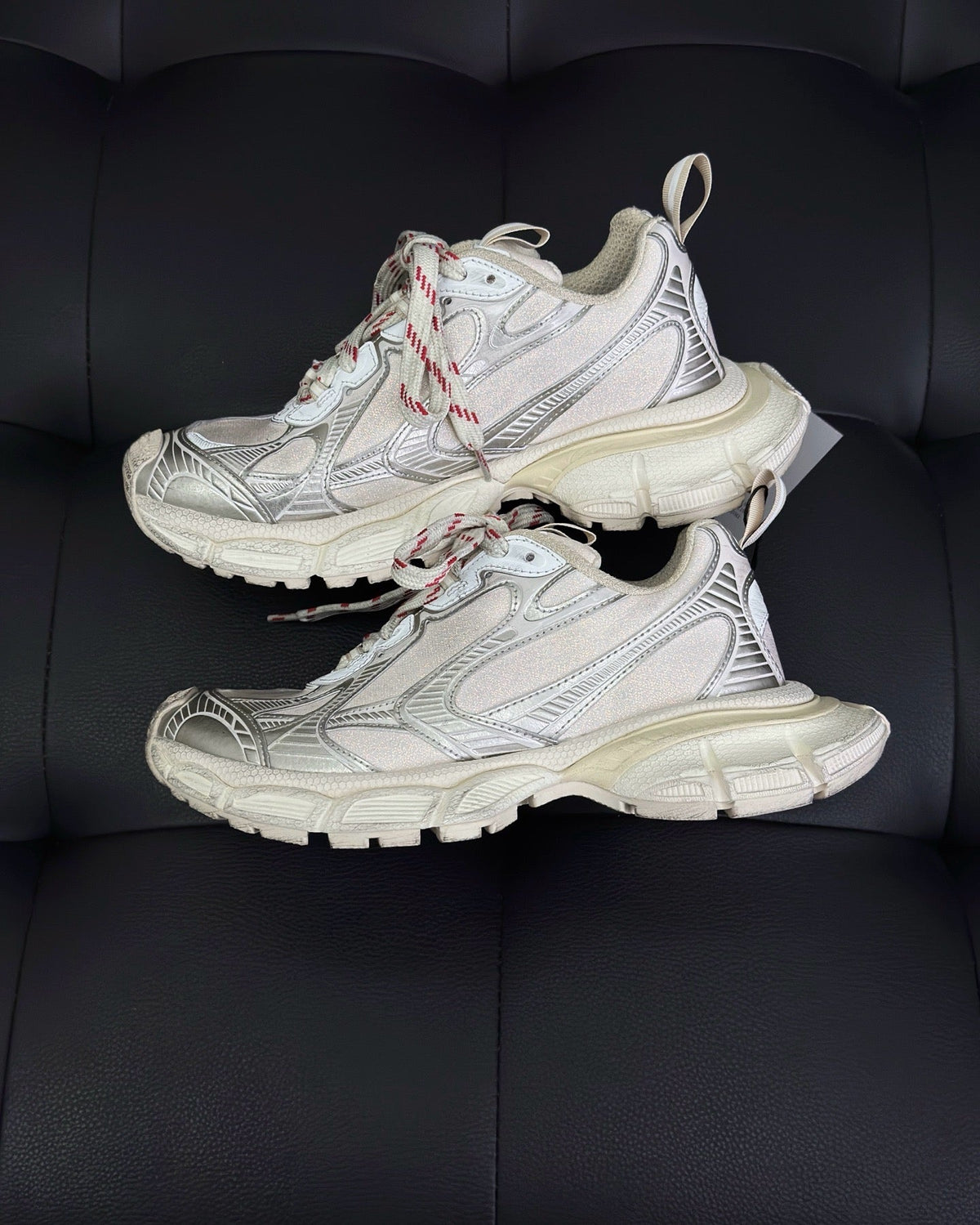 Panelled Runner Beige Sneakers