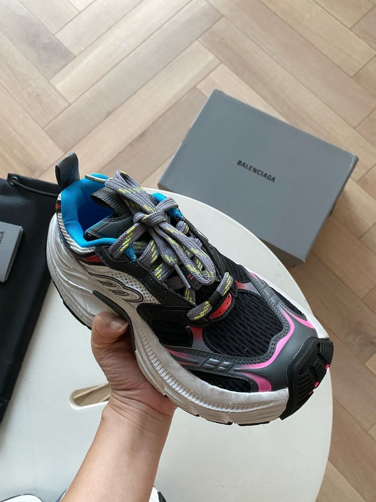 Caged Panel Runner Dark Multicolour Sneakers