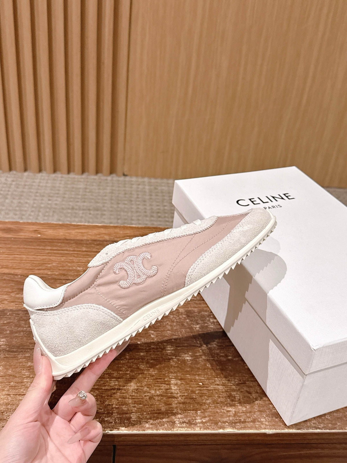 Cream Leather Plain Low-Top - Women's