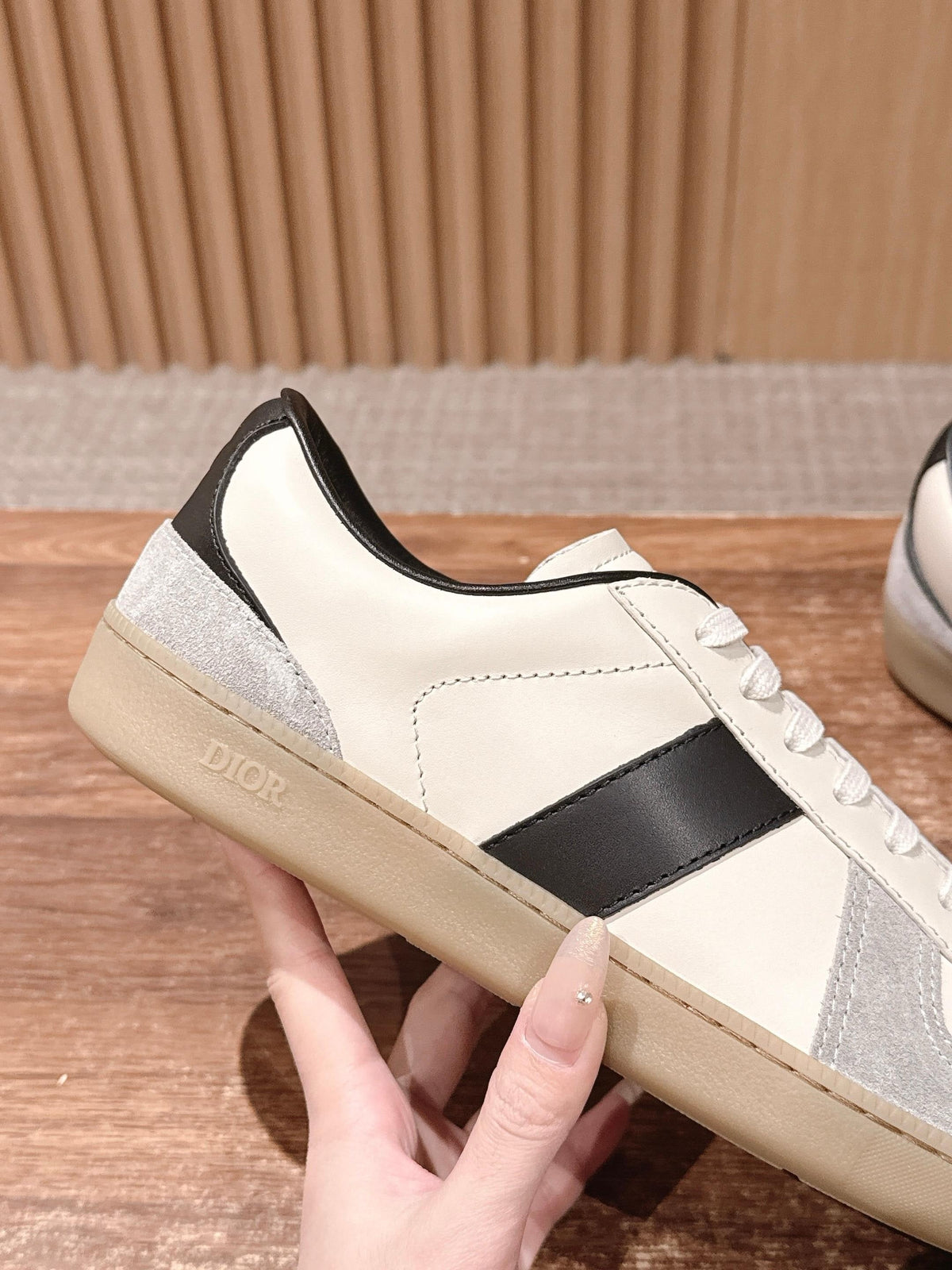 Leather Low-Top White and Tan Sneakers - Men's