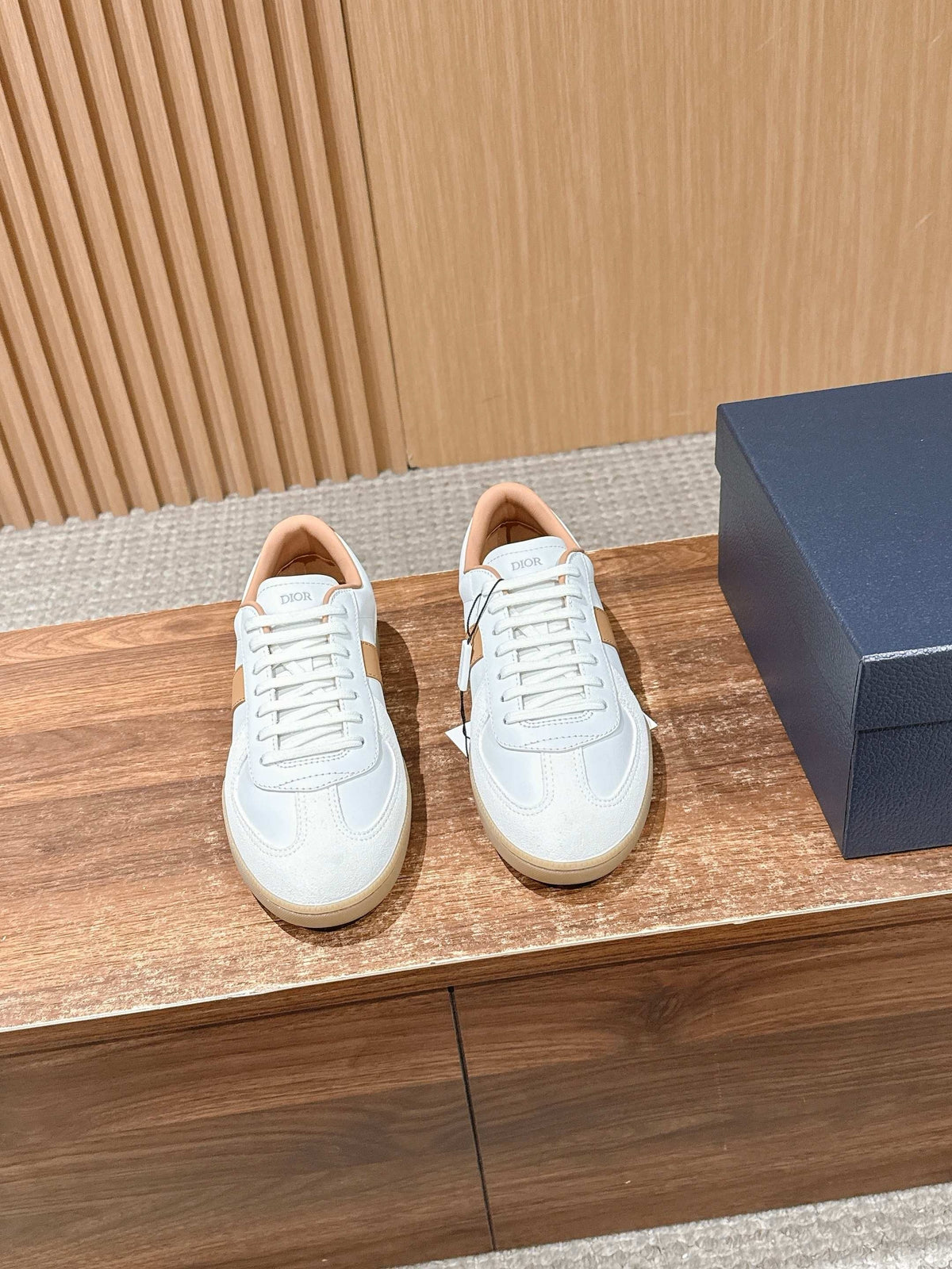 Leather Low-Top White and Tan Sneakers - Men's