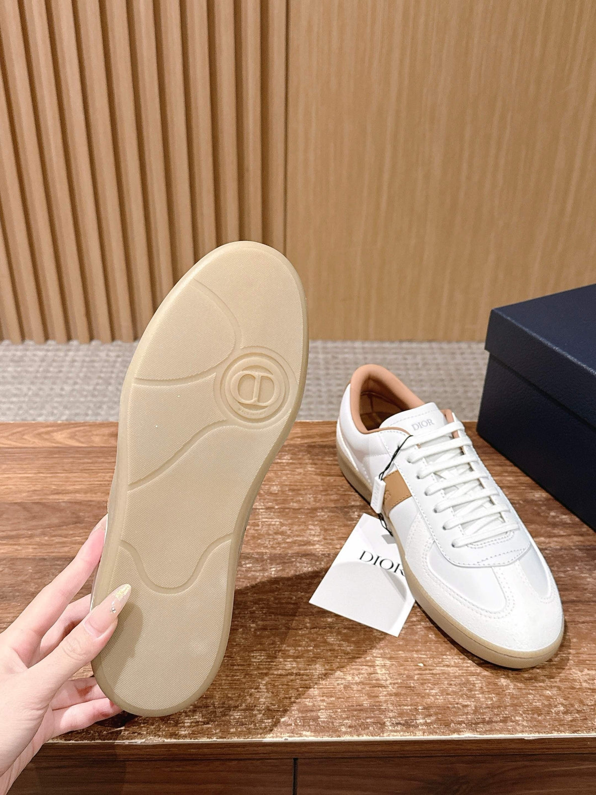 Leather Low-Top White and Tan Sneakers - Men's