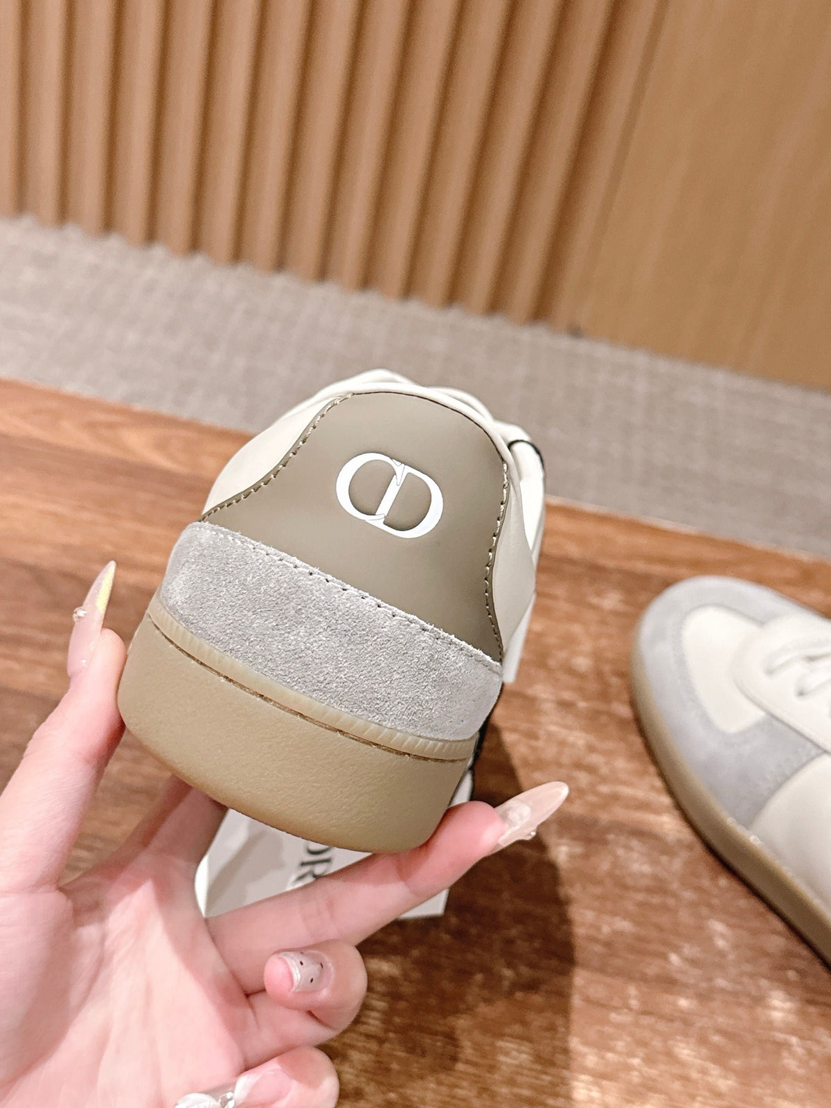 Leather Low-Top White and Tan Sneakers - Men's