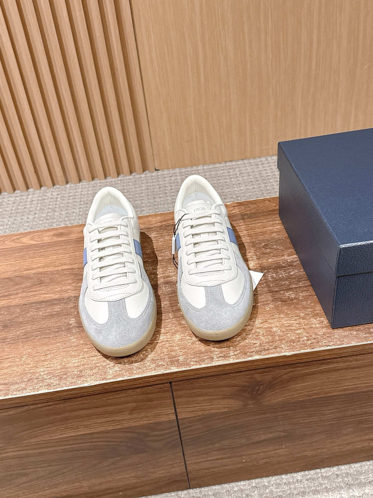 Leather Low-Top White and Tan Sneakers - Men's