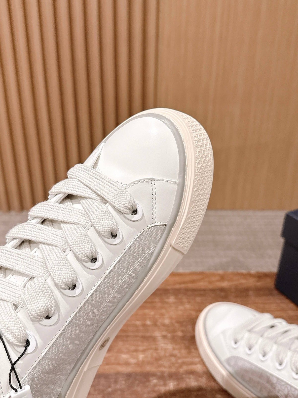 Leather Low-Top White Sneakers - Men's