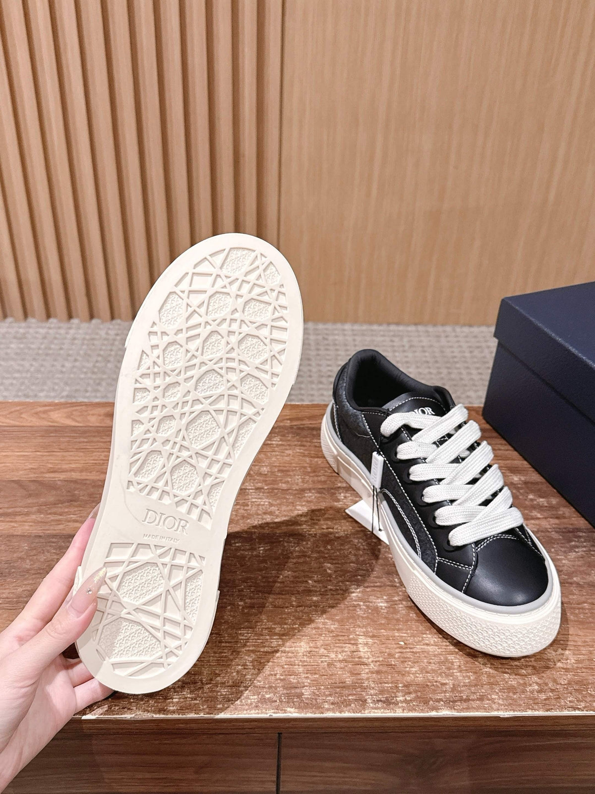 Black Leather Two-Tone Low-Top - Men's