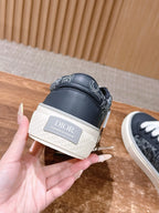 Leather Low-Top Black Sneakers - Men's