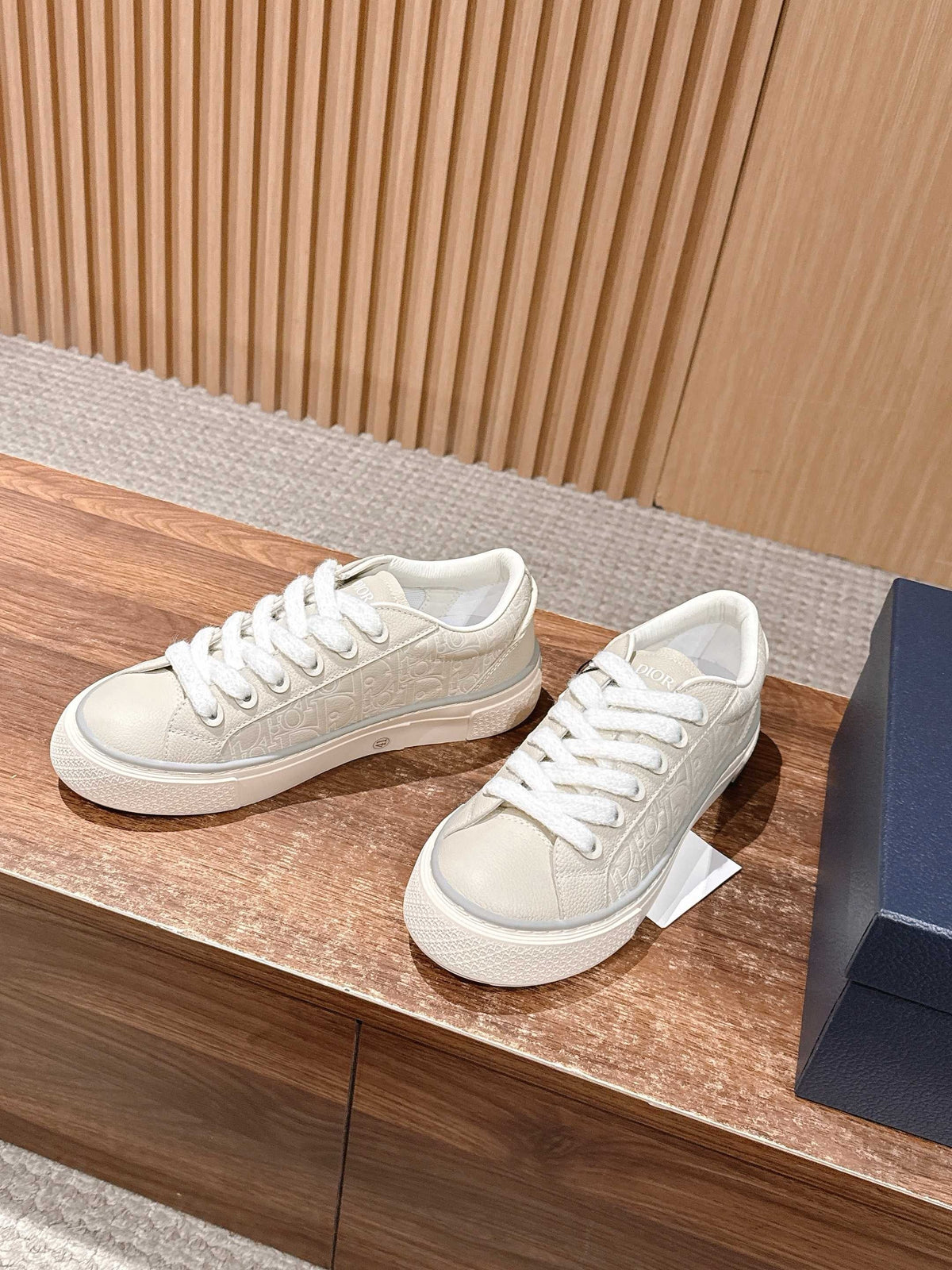 Leather Low-Top Black Sneakers - Men's