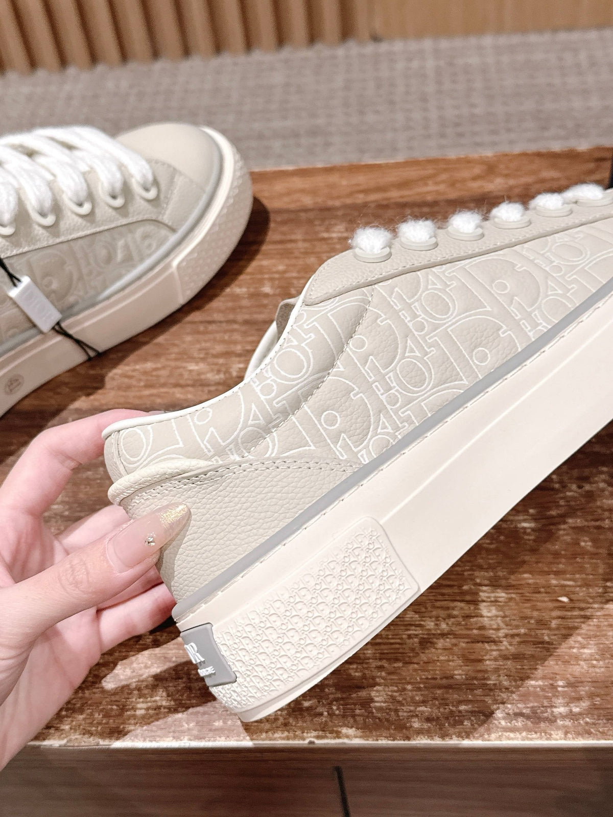 Leather Low-Top Black Sneakers - Men's