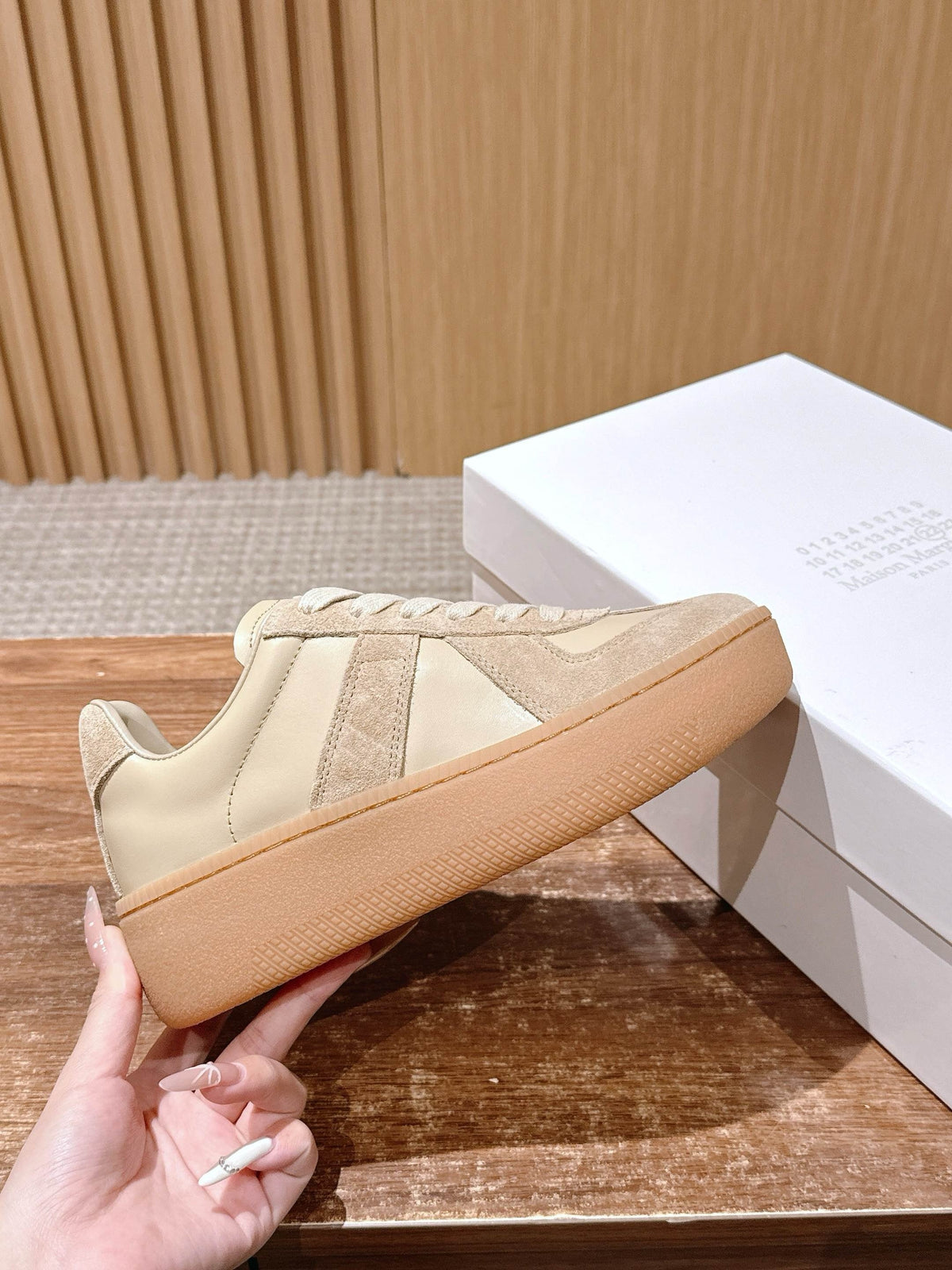 White Leather Gum Sole Low-Top - Women's