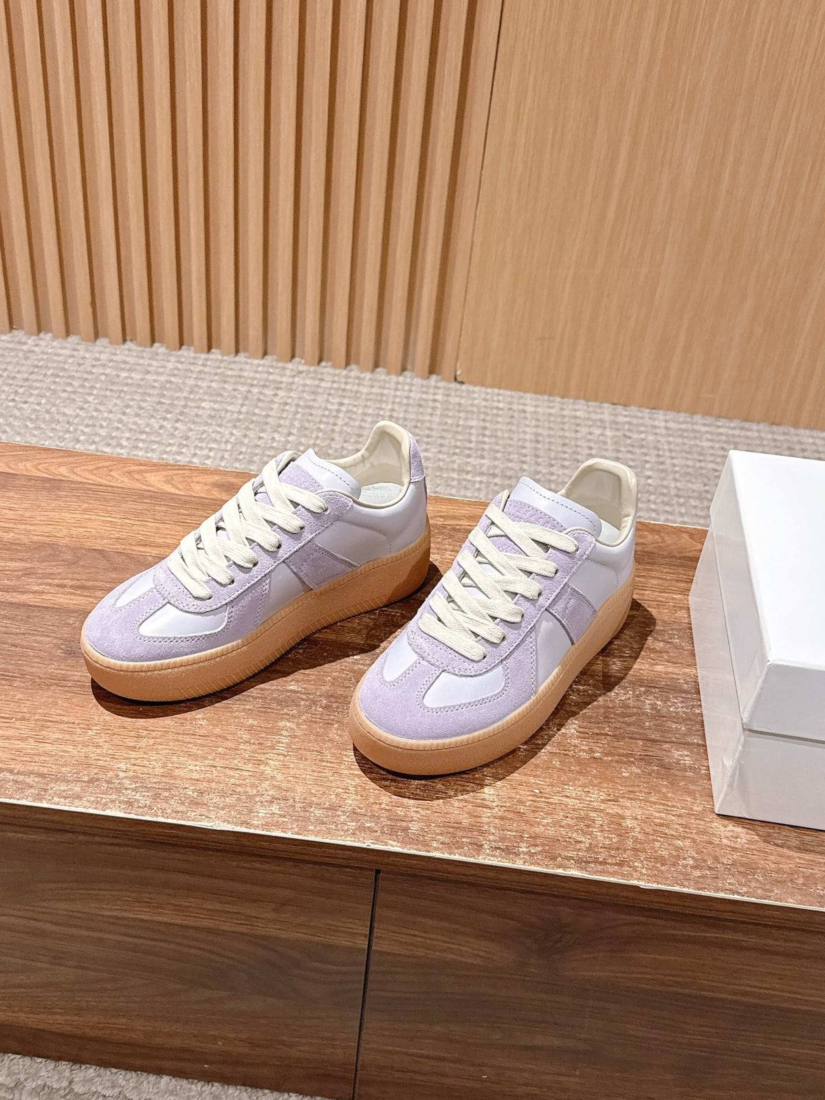 White Leather Gum Sole Low-Top - Women's