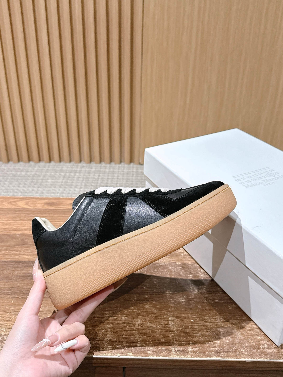 White Leather Gum Sole Low-Top - Women's