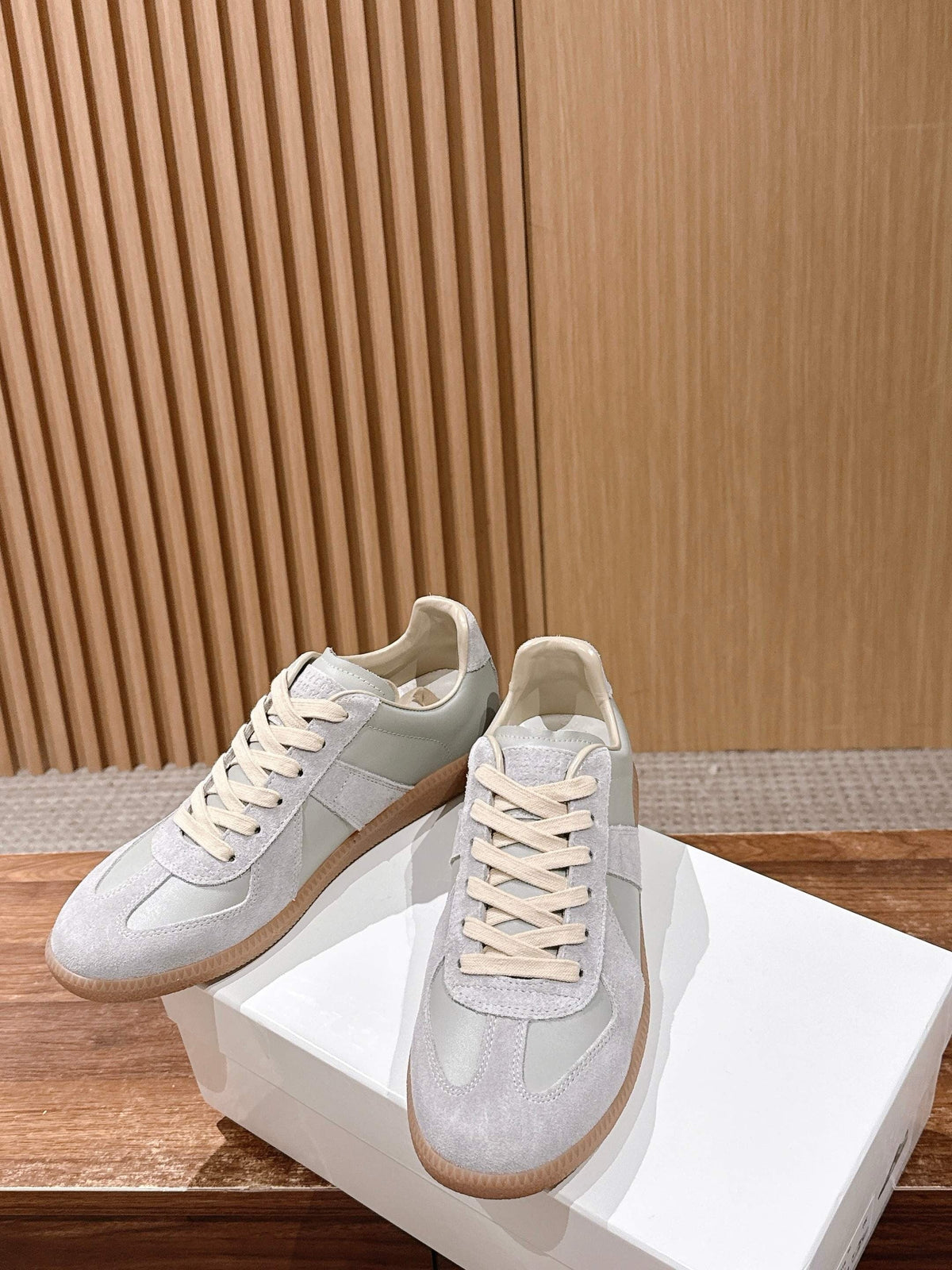 Multicolour Sneakers