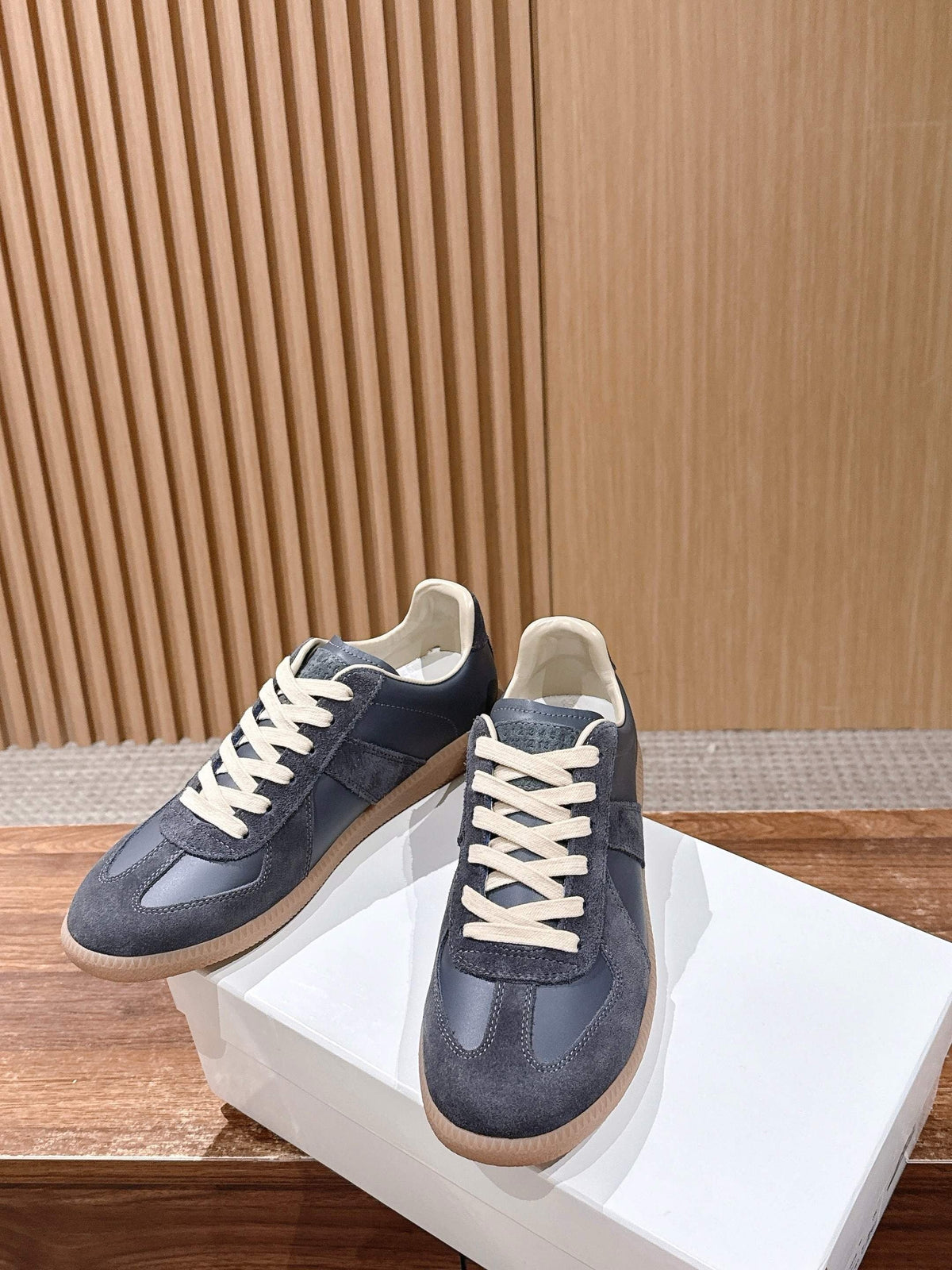 Multicolour Sneakers
