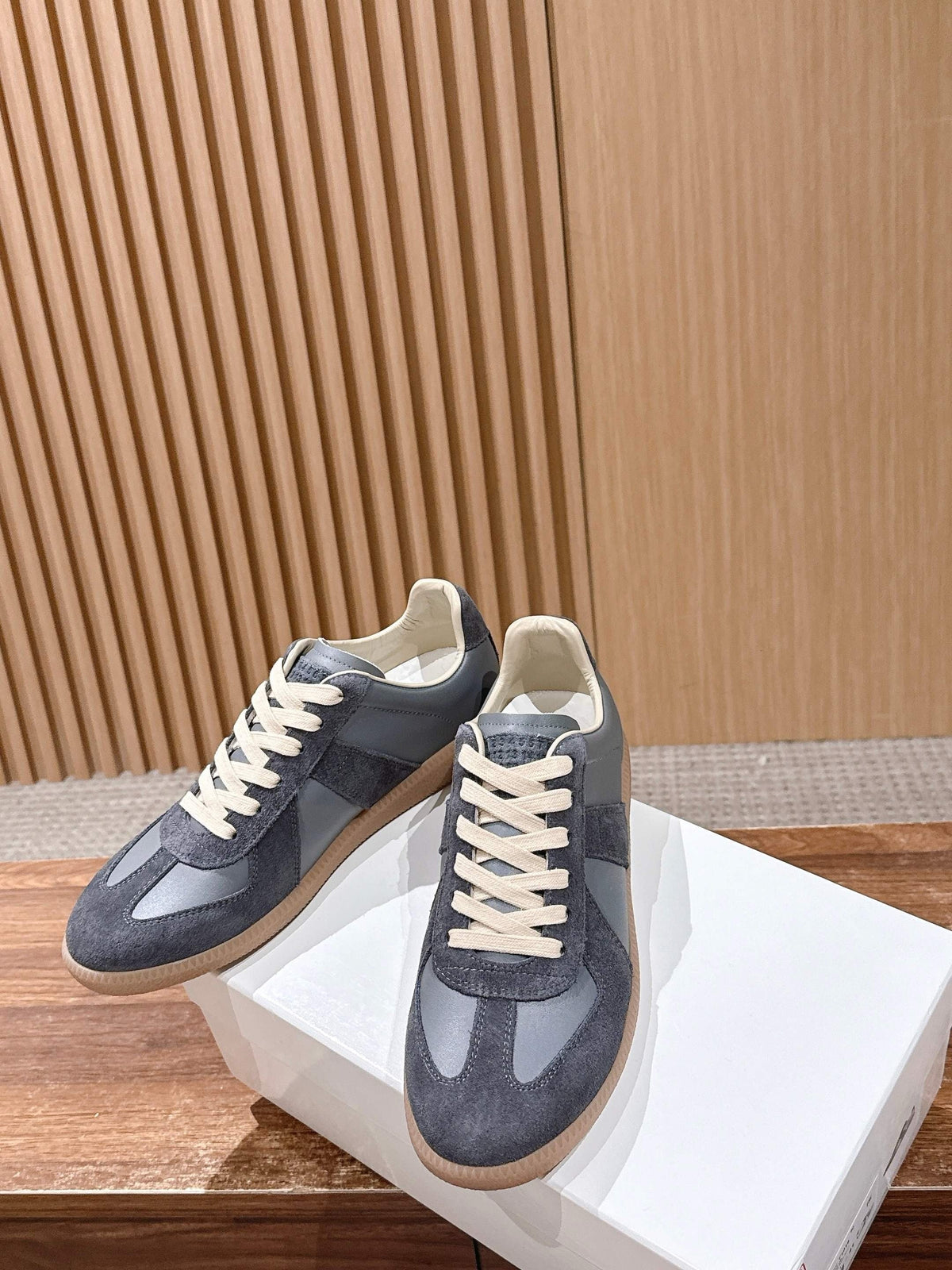Multicolour Sneakers